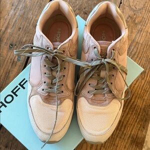 Hoff Women's Pink and Cream Sneakers